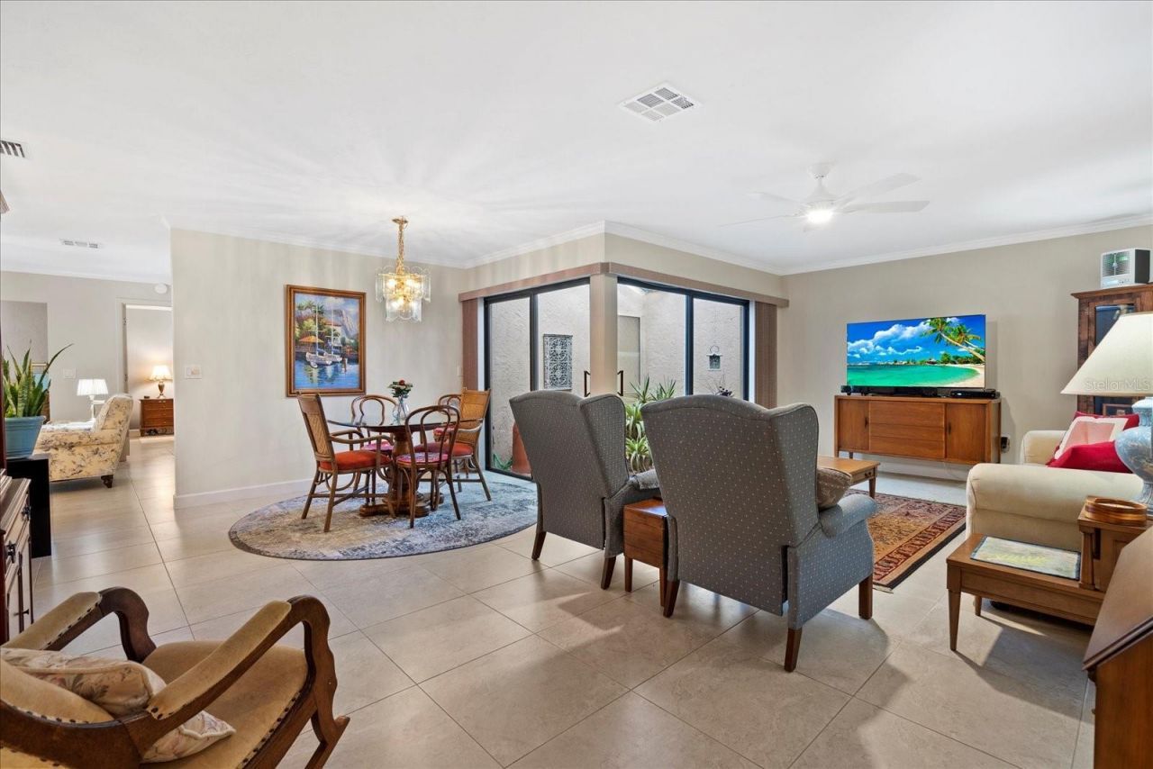 3953 Glen Oaks Manor Drive, Sarasota, FL 34232 Photo