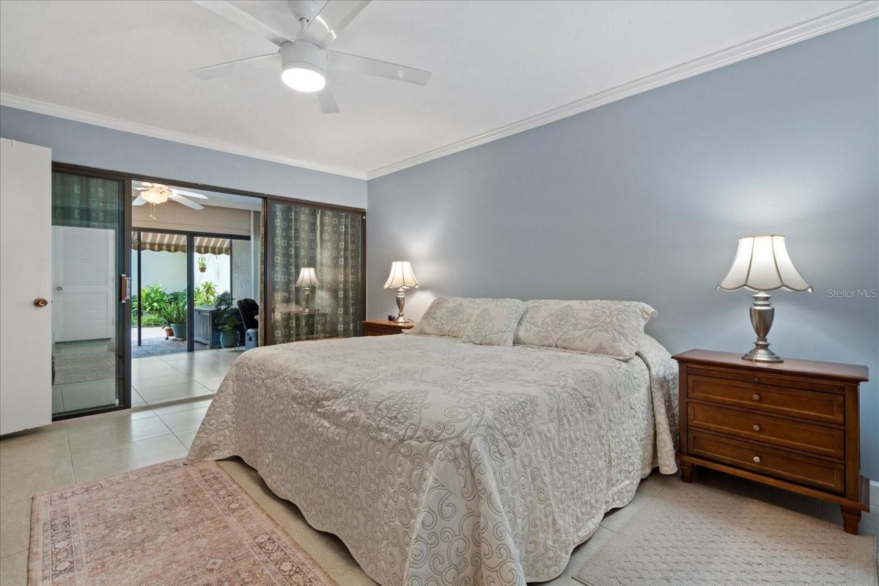 3953 Glen Oaks Manor Drive, Sarasota, FL 34232 Photo