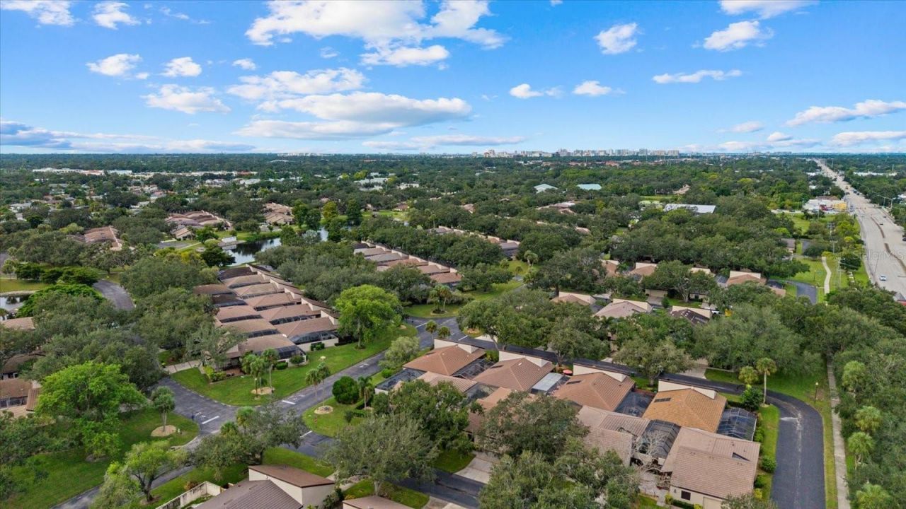 3953 Glen Oaks Manor Drive, Sarasota, FL 34232 Photo