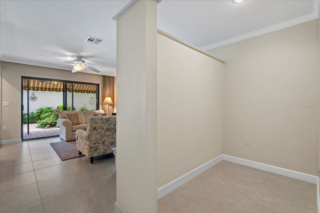 3953 Glen Oaks Manor Drive, Sarasota, FL 34232 Photo