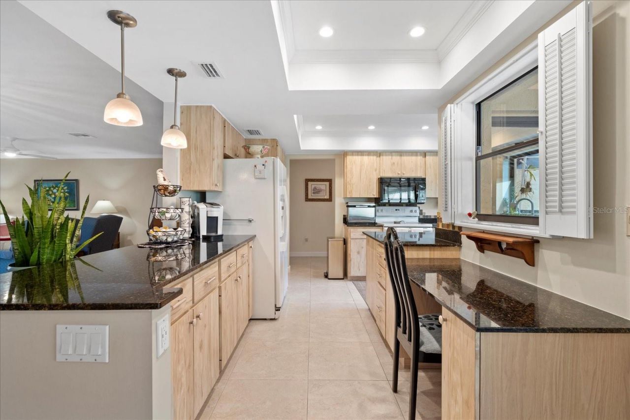 3953 Glen Oaks Manor Drive, Sarasota, FL 34232 Photo