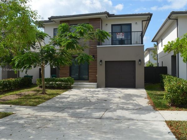 1155 NW 2nd Ter, Florida City, FL 33034