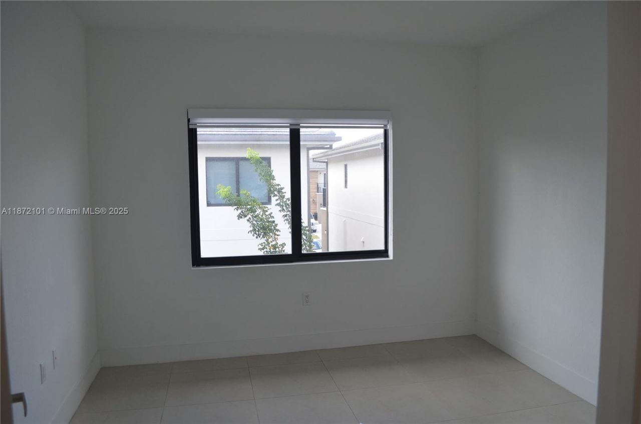 1155 NW 2nd Ter, Florida City, FL 33034 Photo