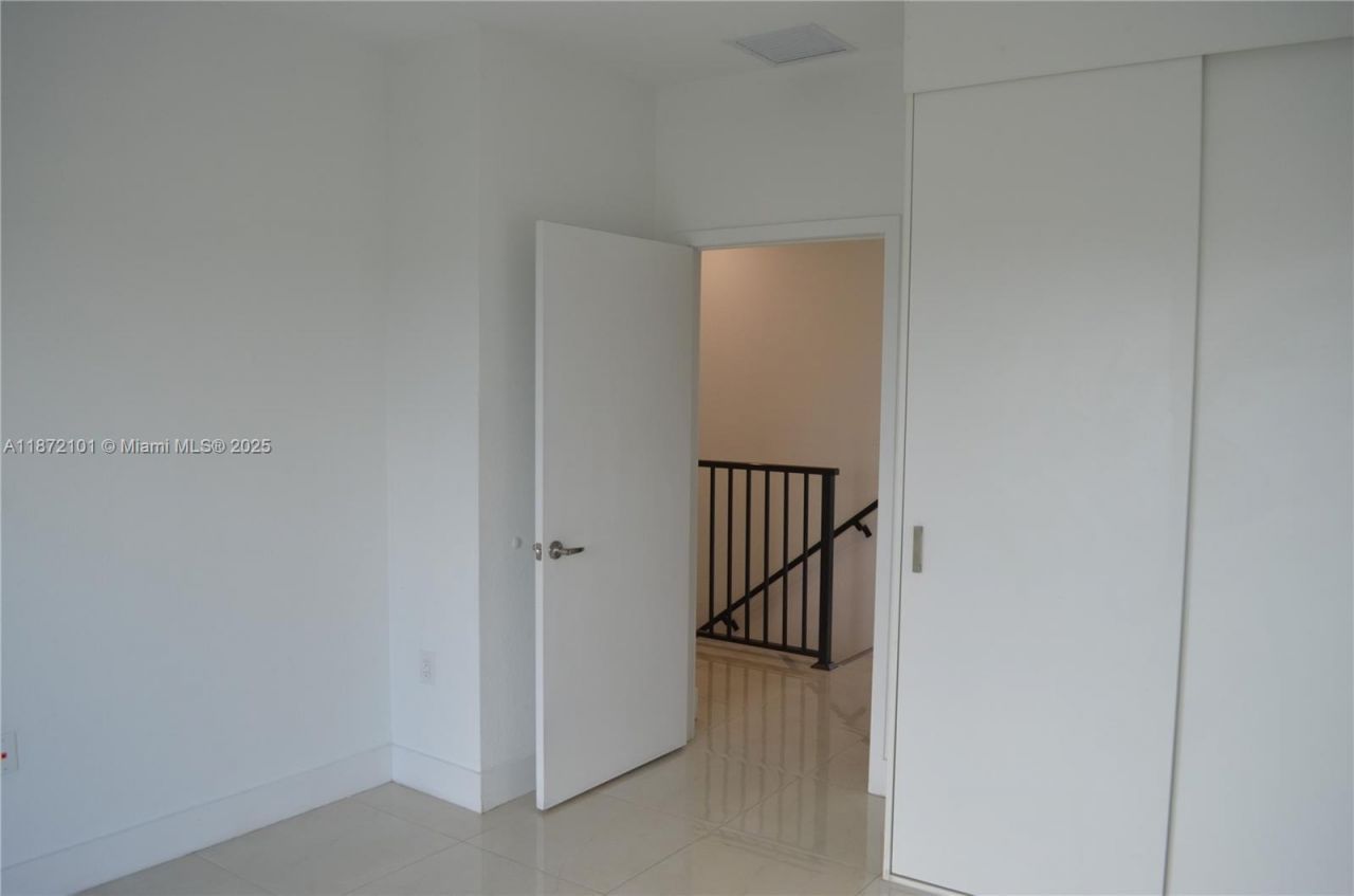 1155 NW 2nd Ter, Florida City, FL 33034 Photo