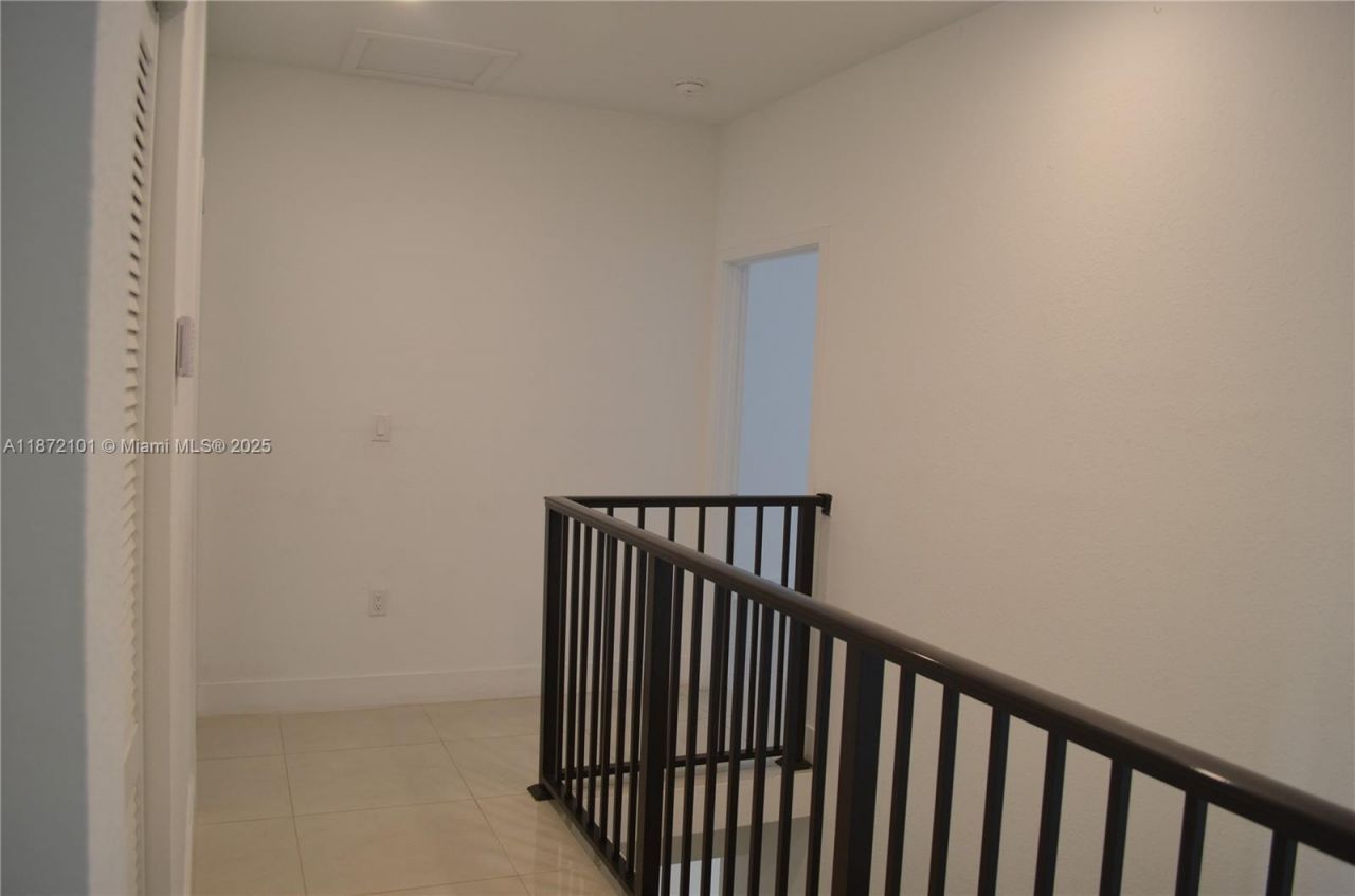 1155 NW 2nd Ter, Florida City, FL 33034 Photo
