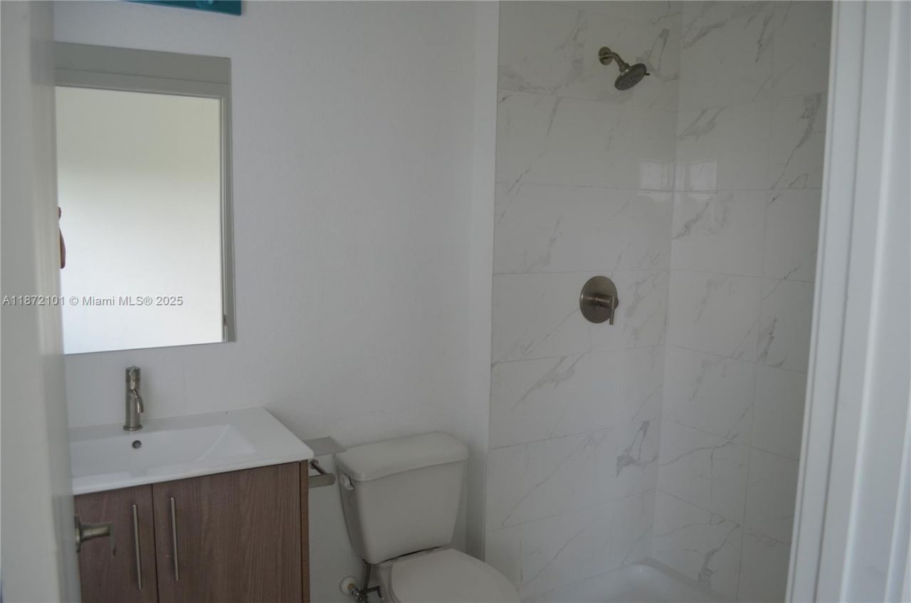1155 NW 2nd Ter, Florida City, FL 33034 Photo