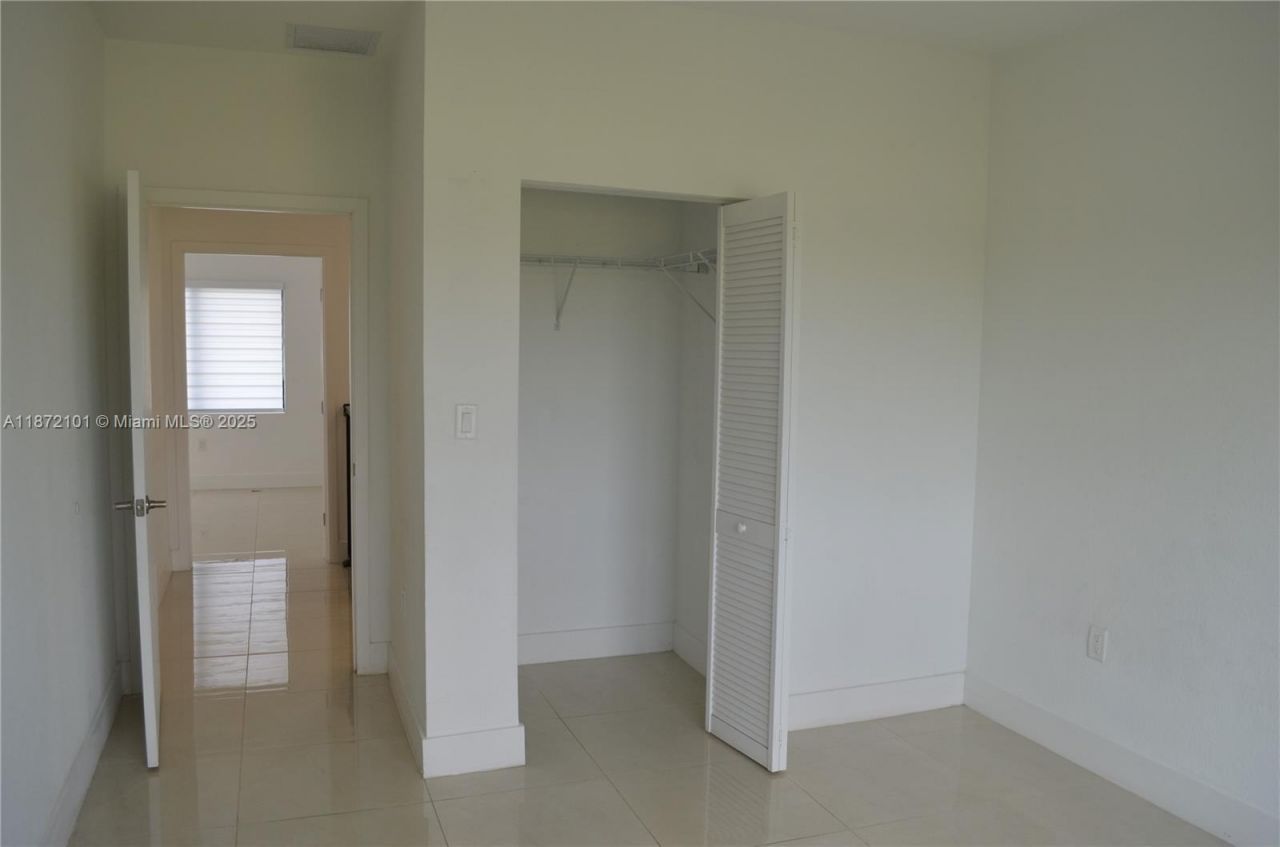 1155 NW 2nd Ter, Florida City, FL 33034 Photo