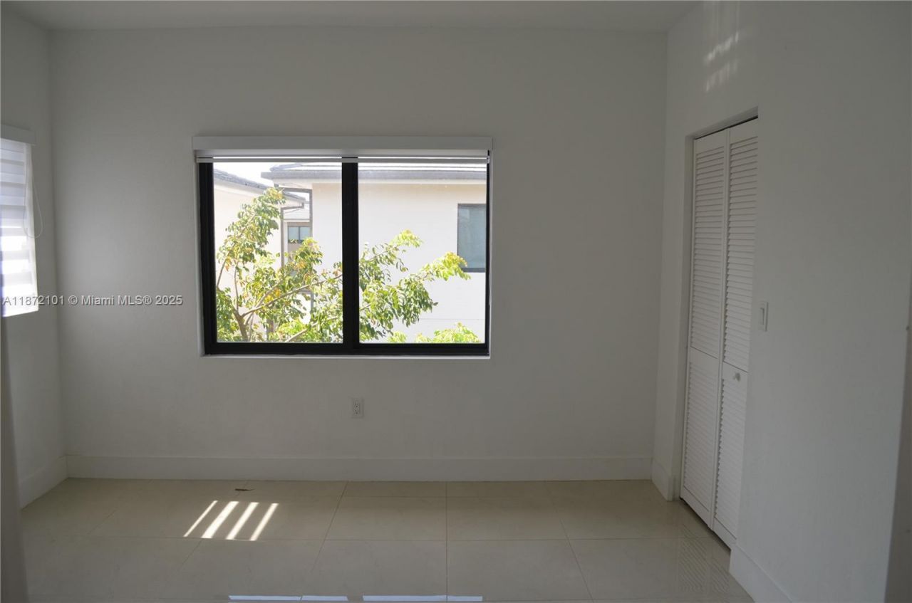 1155 NW 2nd Ter, Florida City, FL 33034 Photo