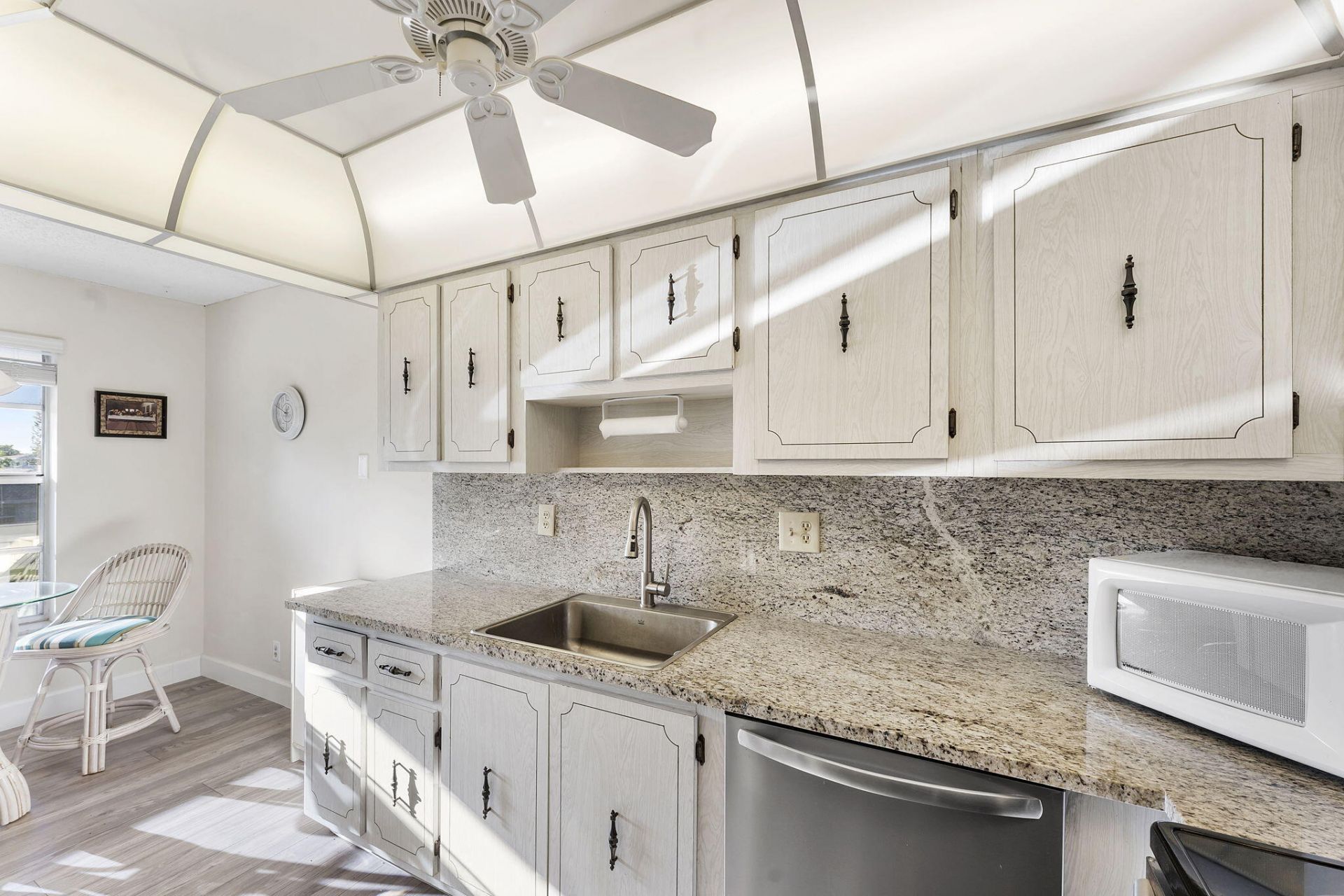 1050 Citrus, Unit 202, Delray Beach, FL 33445 Photo