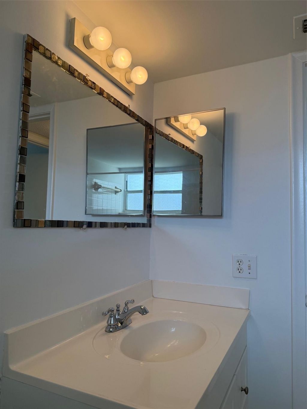 2141 NE 1st Court, Unit 102, Boynton Beach, FL 33435 Photo