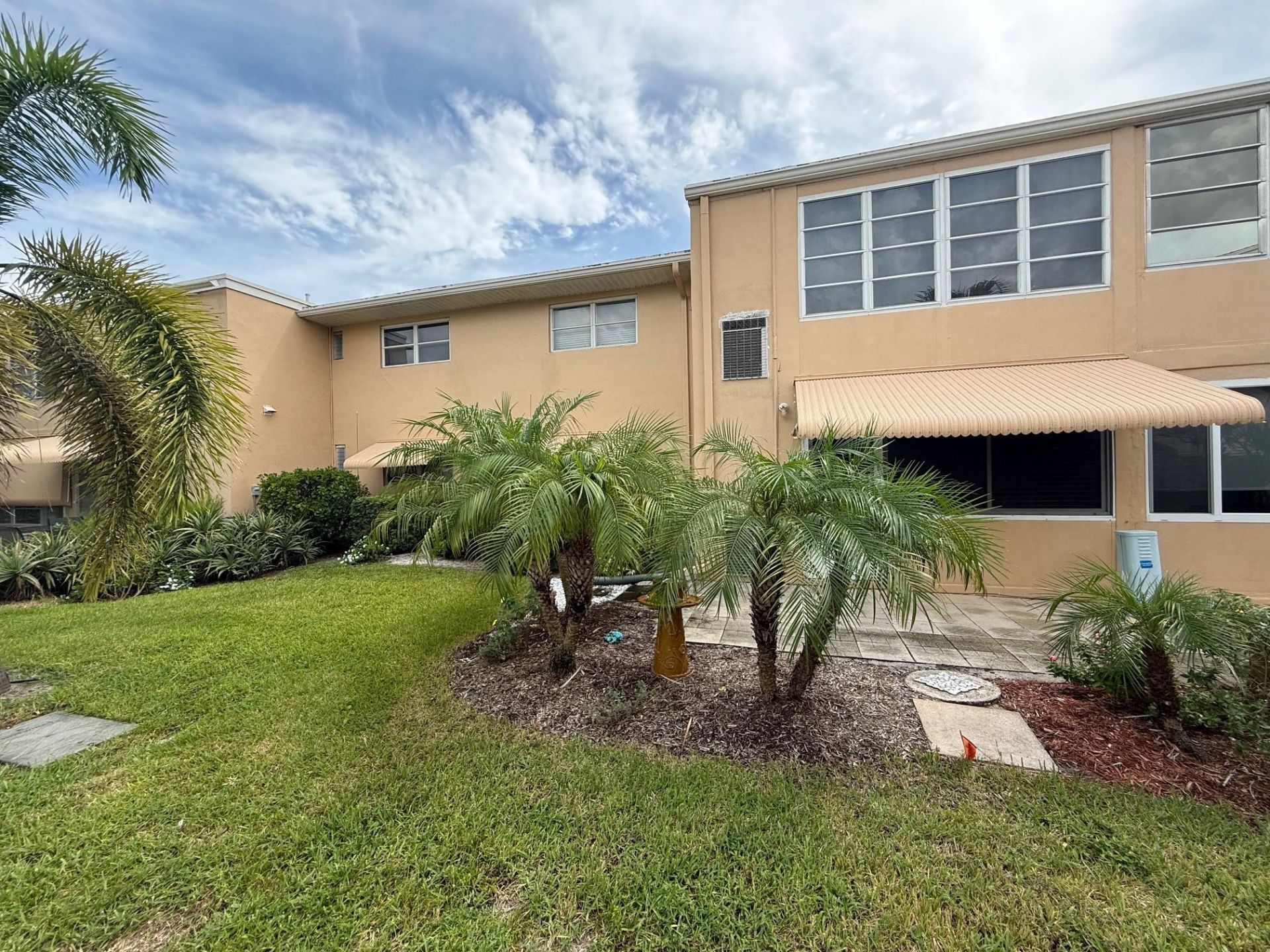 2141 NE 1st Court, Unit 102, Boynton Beach, FL 33435 Photo