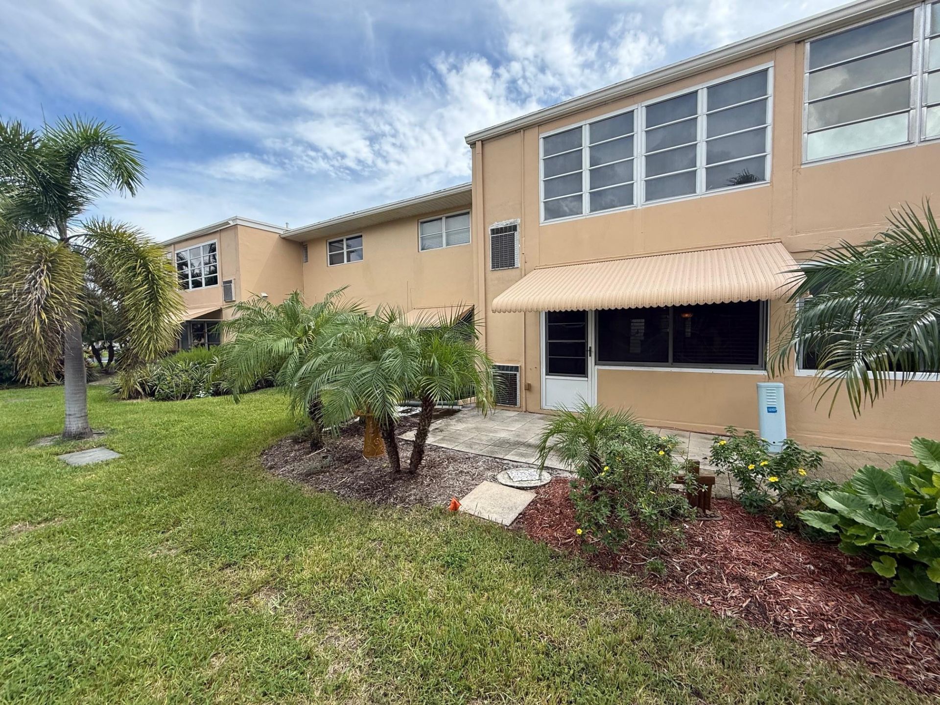 2141 NE 1st Court, Unit 102, Boynton Beach, FL 33435 Photo