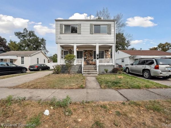 1511 E Harry Avenue, Hazel Park, MI 48030