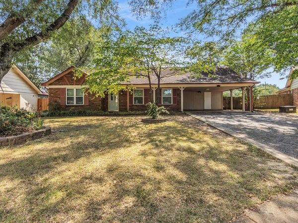 6963 Fairhill Ln, Bartlett, TN 38135