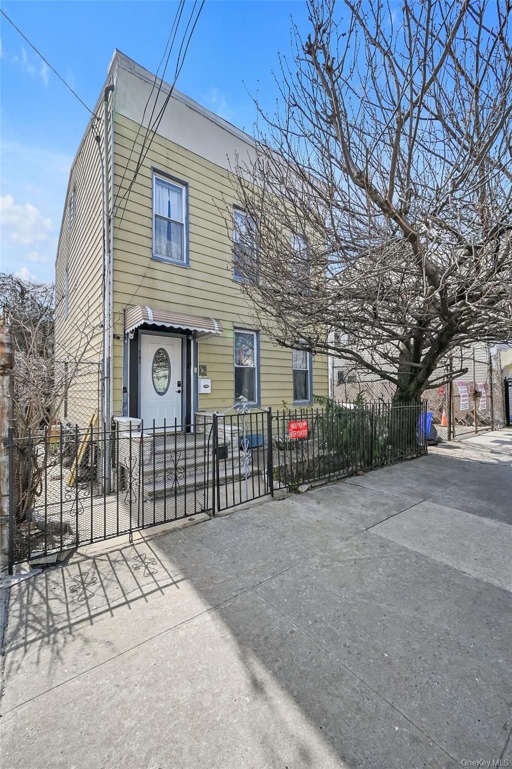 758 Glenmore Avenue, Brooklyn, NY 11208 Main Photo