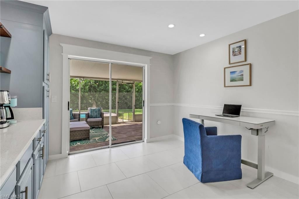 2680 Longboat Dr, Naples, FL 34104 Photo