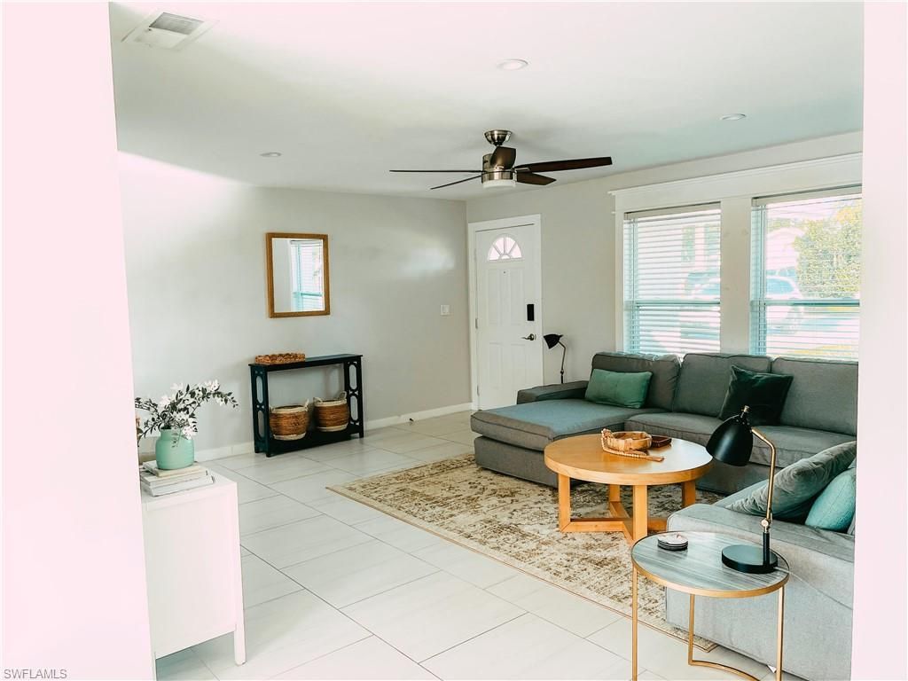 2680 Longboat Dr, Naples, FL 34104 Photo
