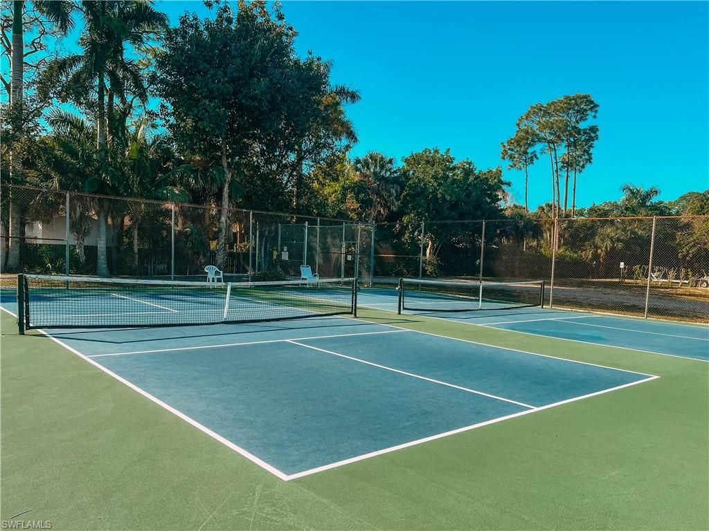 2680 Longboat Dr, Naples, FL 34104 Photo