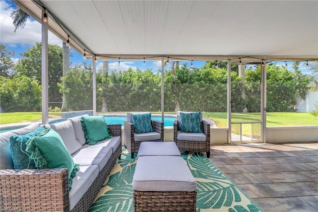 2680 Longboat Dr, Naples, FL 34104 Photo