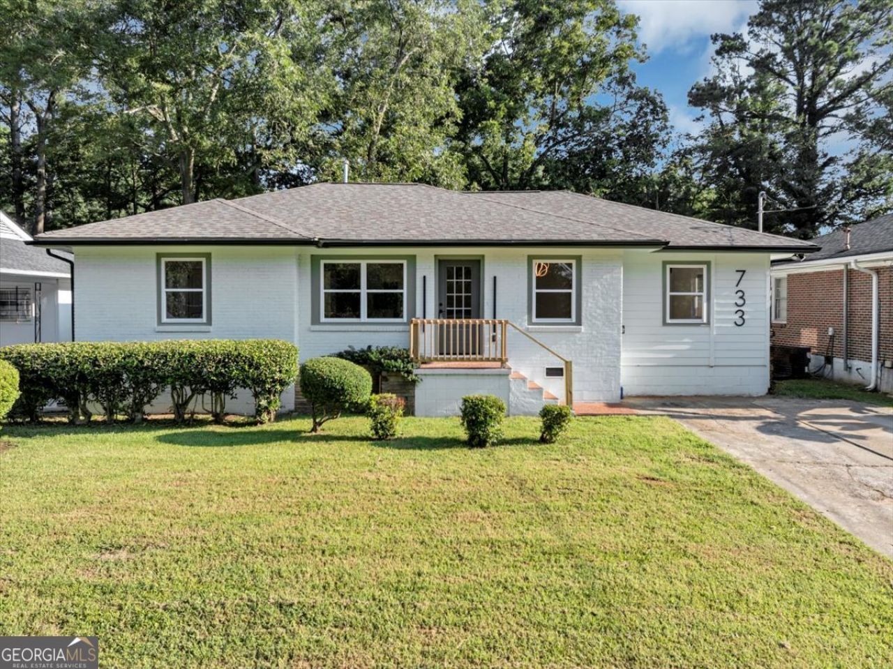 733 Pegg Road, Atlanta, GA 30315 Main Photo