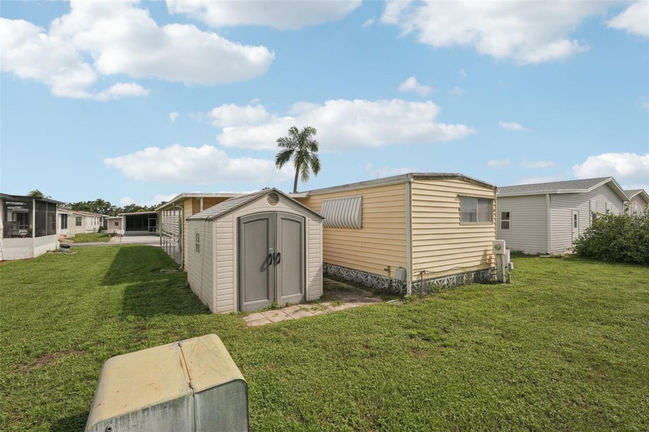 3318 Overcup Oak Terrace, Sarasota, FL 34237 Photo