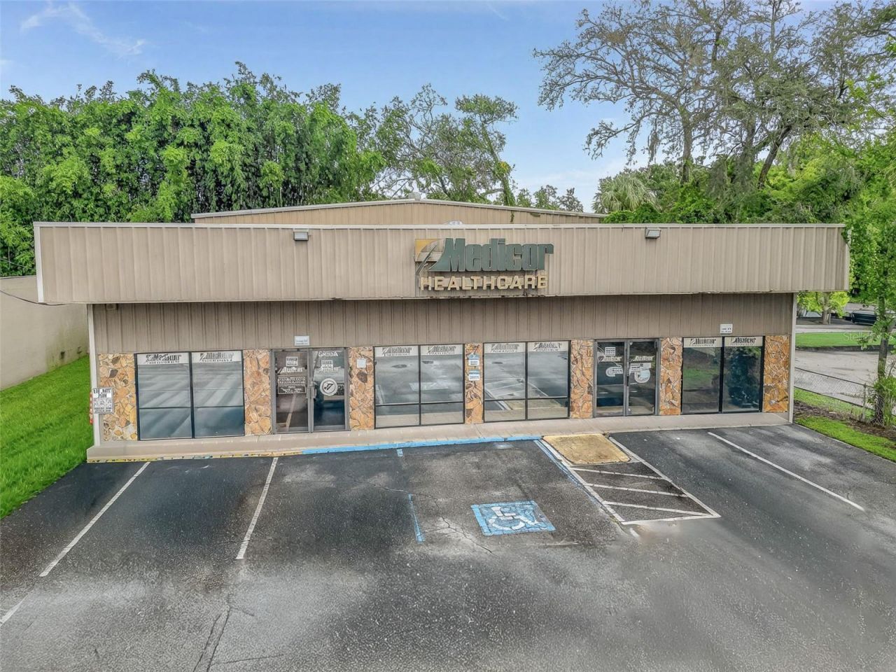 3403 W Waters Avenue, Tampa, FL 33614 Photo