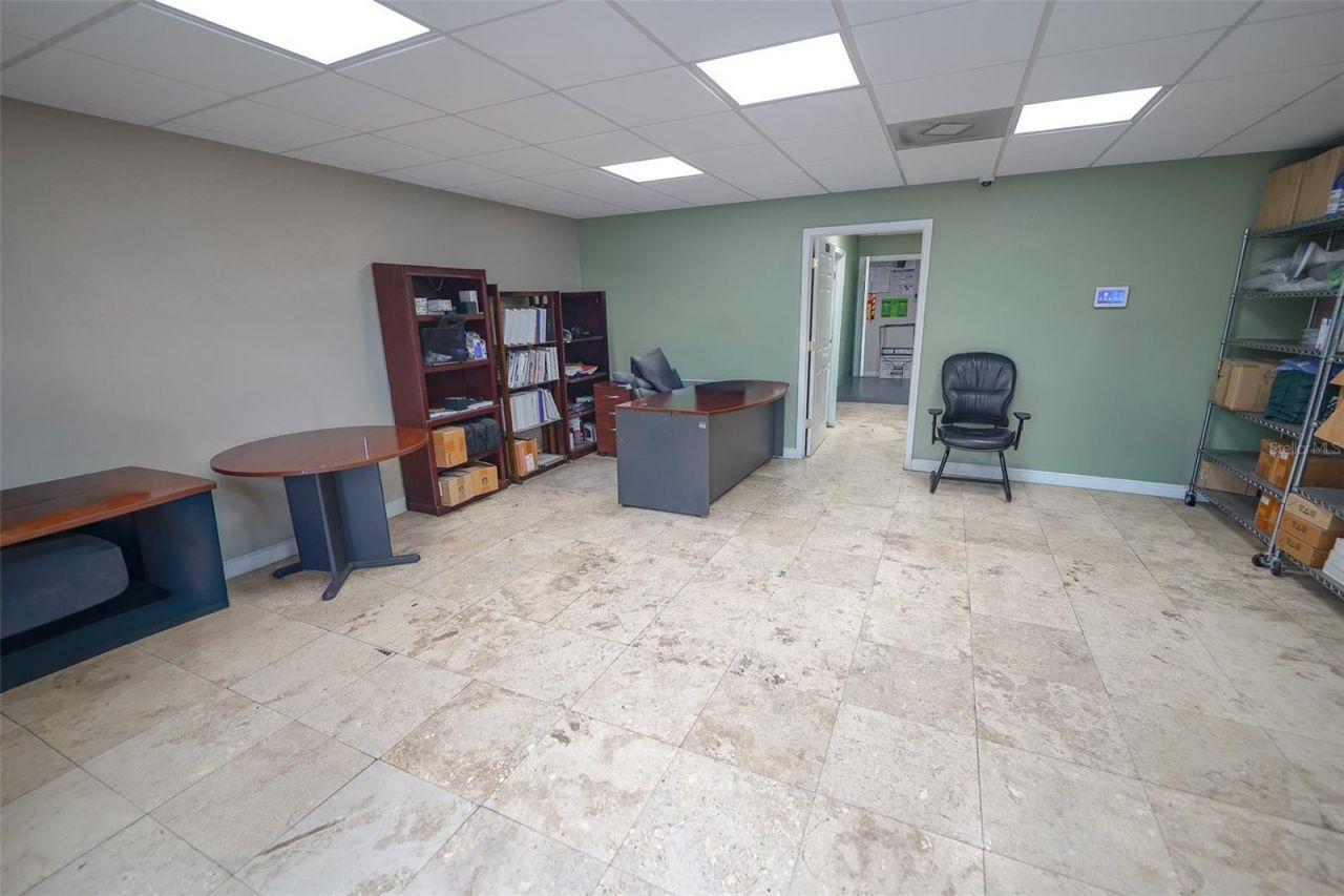 3403 W Waters Avenue, Tampa, FL 33614 Photo