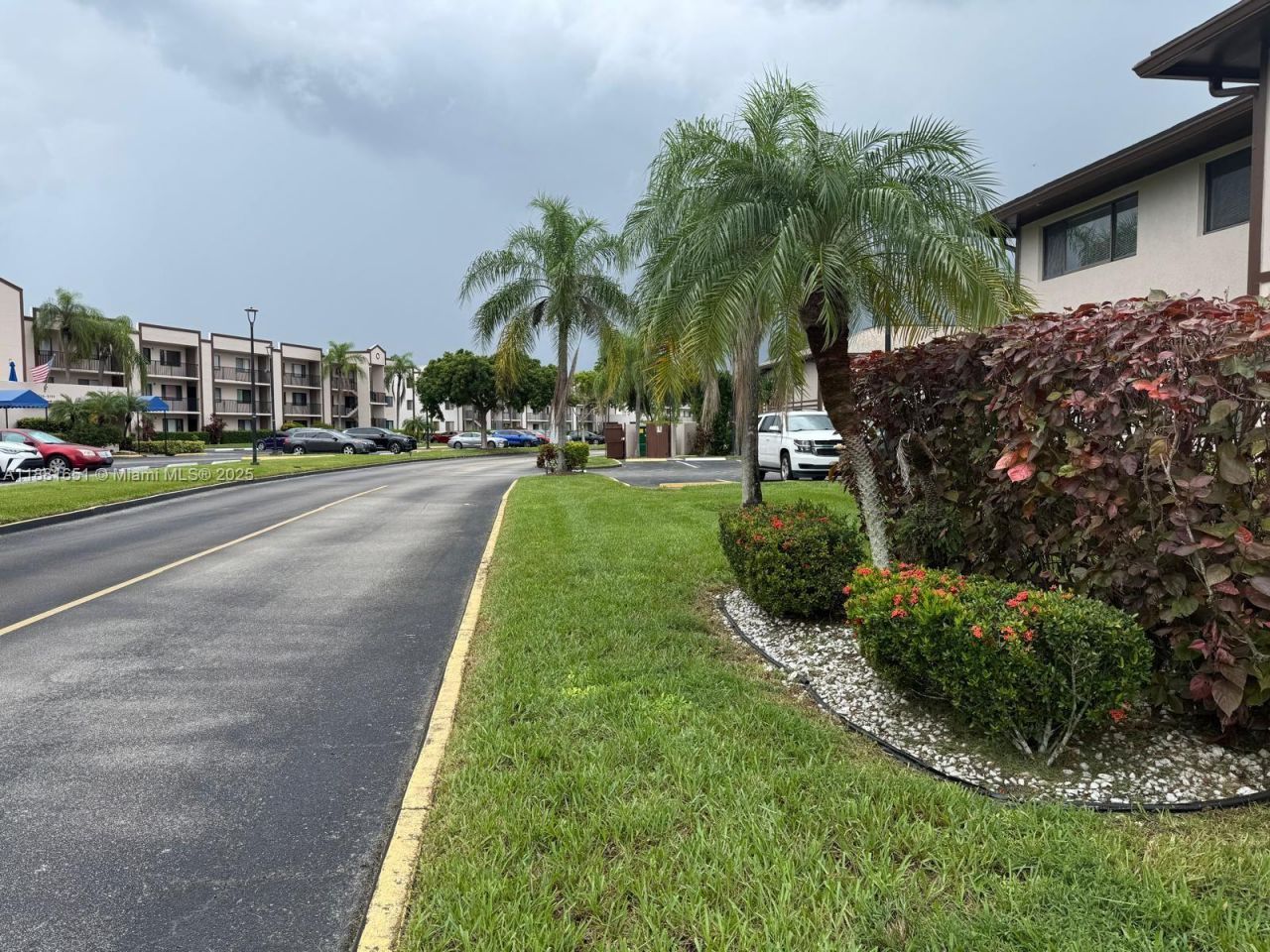 9794 N Belfort Cir, Unit 202, Tamarac, FL 33321 Photo