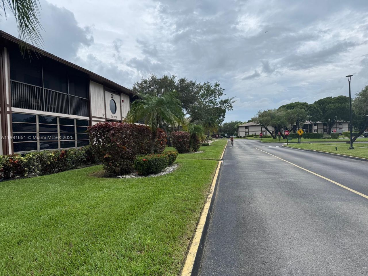 9794 N Belfort Cir, Unit 202, Tamarac, FL 33321 Photo