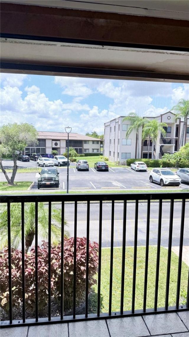 9794 N Belfort Cir, Unit 202, Tamarac, FL 33321 Photo