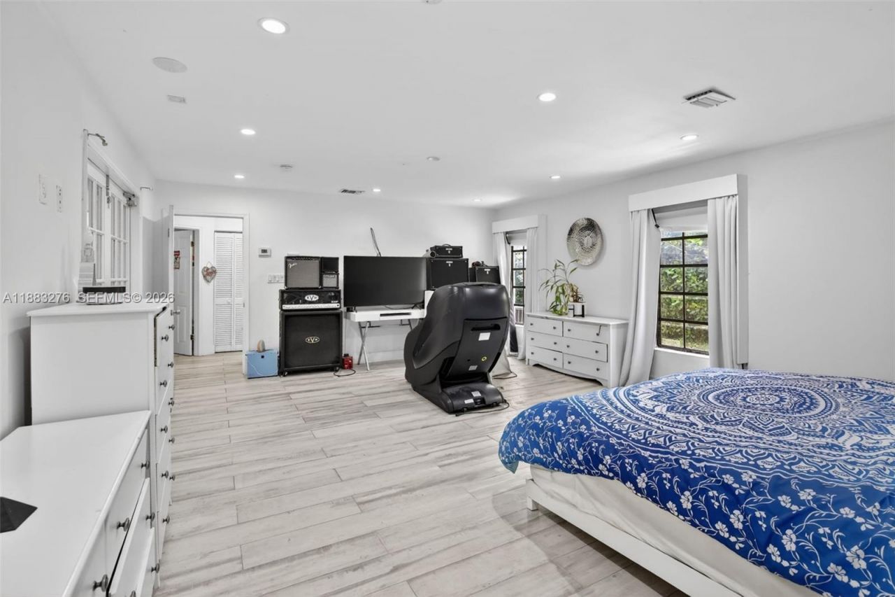 14401 SW 23rd St, Davie, FL 33325 Photo