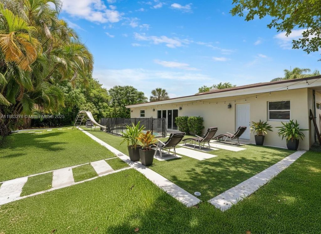 14401 SW 23rd St, Davie, FL 33325 Photo