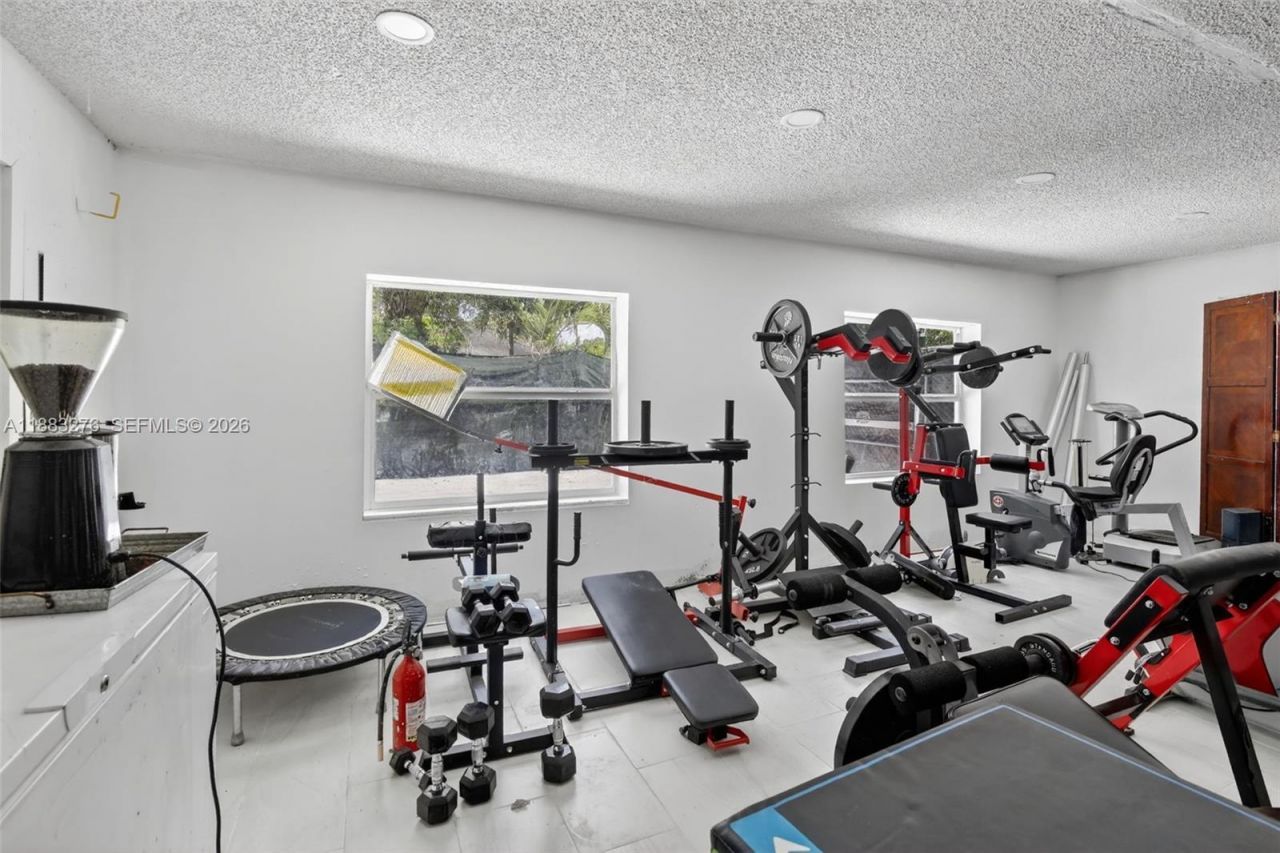 14401 SW 23rd St, Davie, FL 33325 Photo