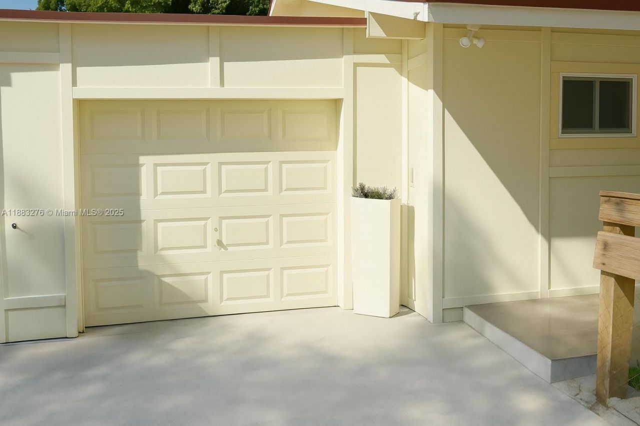 14401 SW 23rd St, Davie, FL 33325 Photo