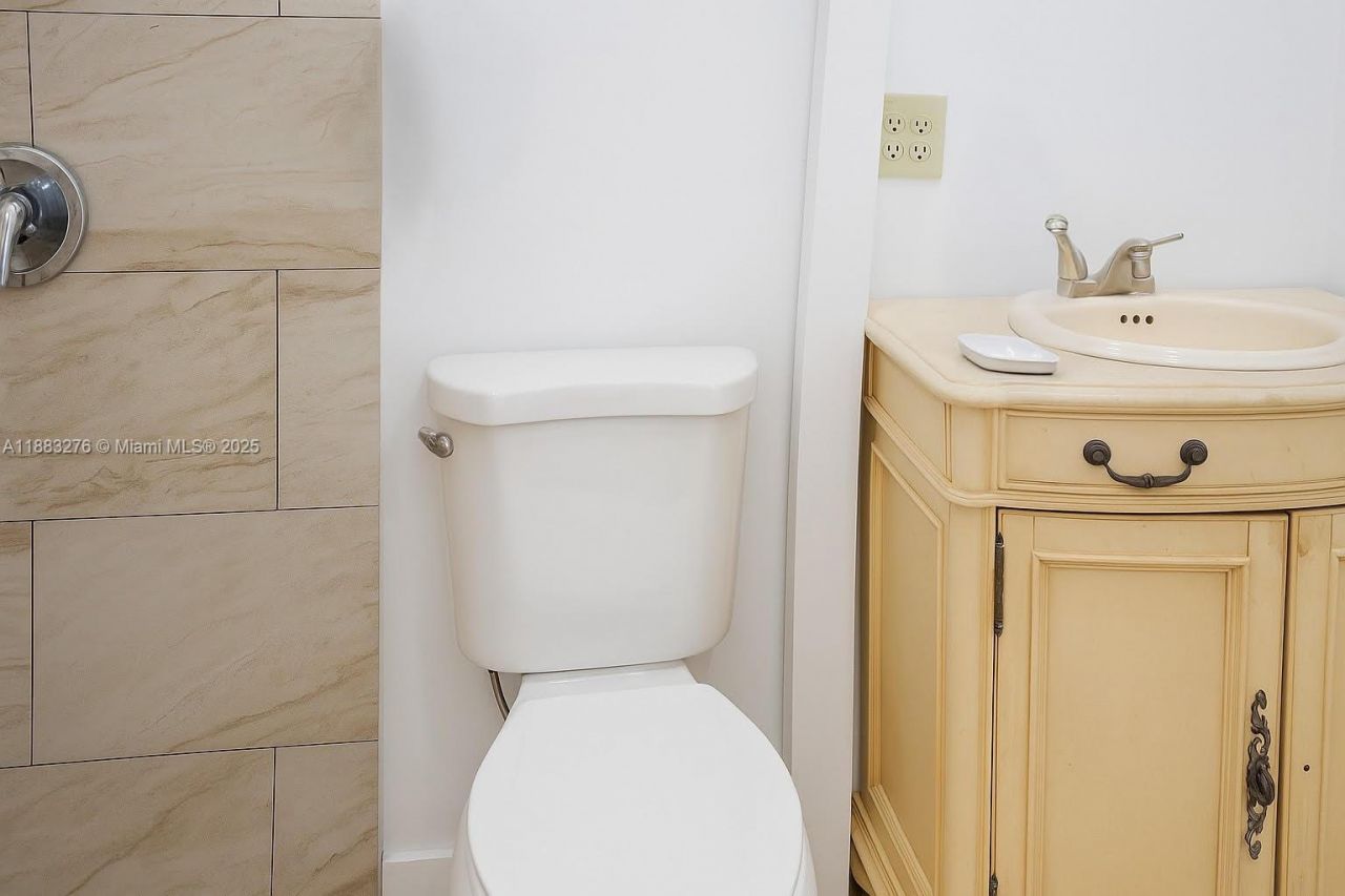 14401 SW 23rd St, Davie, FL 33325 Photo