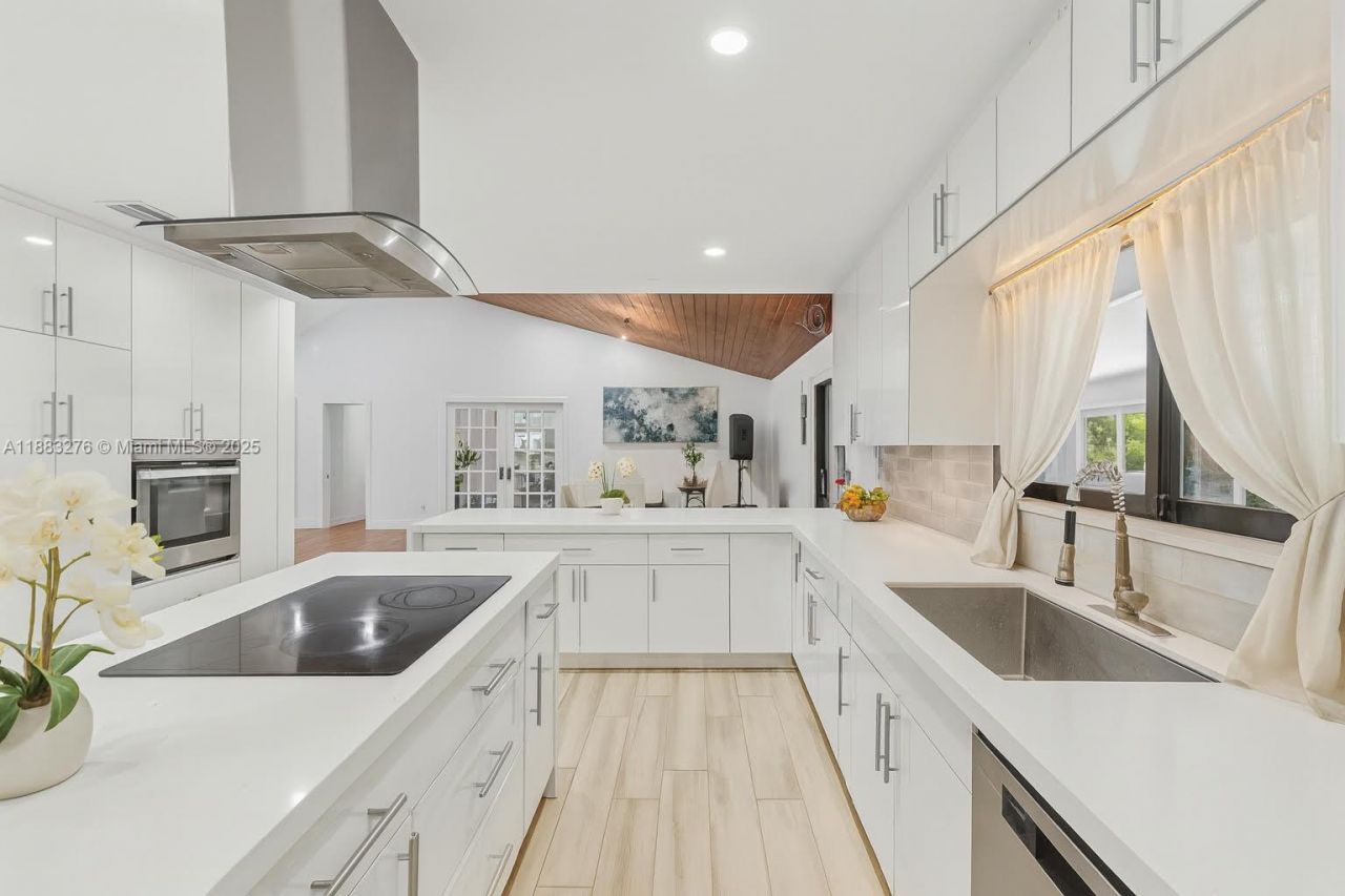 14401 SW 23rd St, Davie, FL 33325 Photo