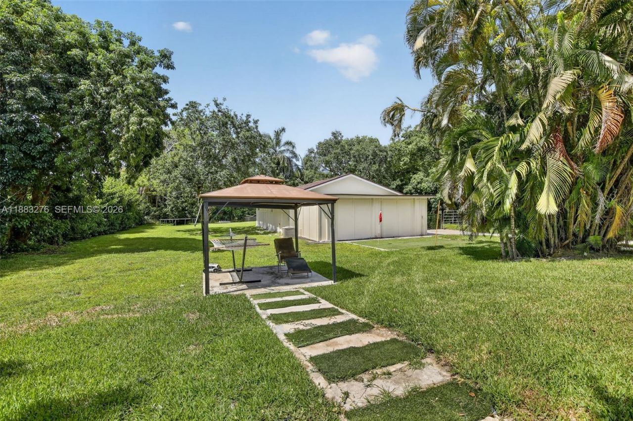 14401 SW 23rd St, Davie, FL 33325 Photo