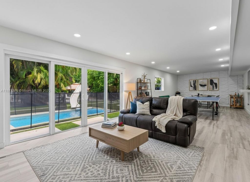 14401 SW 23rd St, Davie, FL 33325 Photo