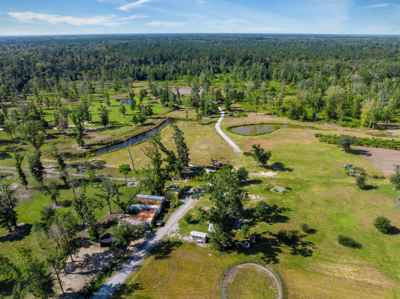 8275 Highway 165 Photo 28