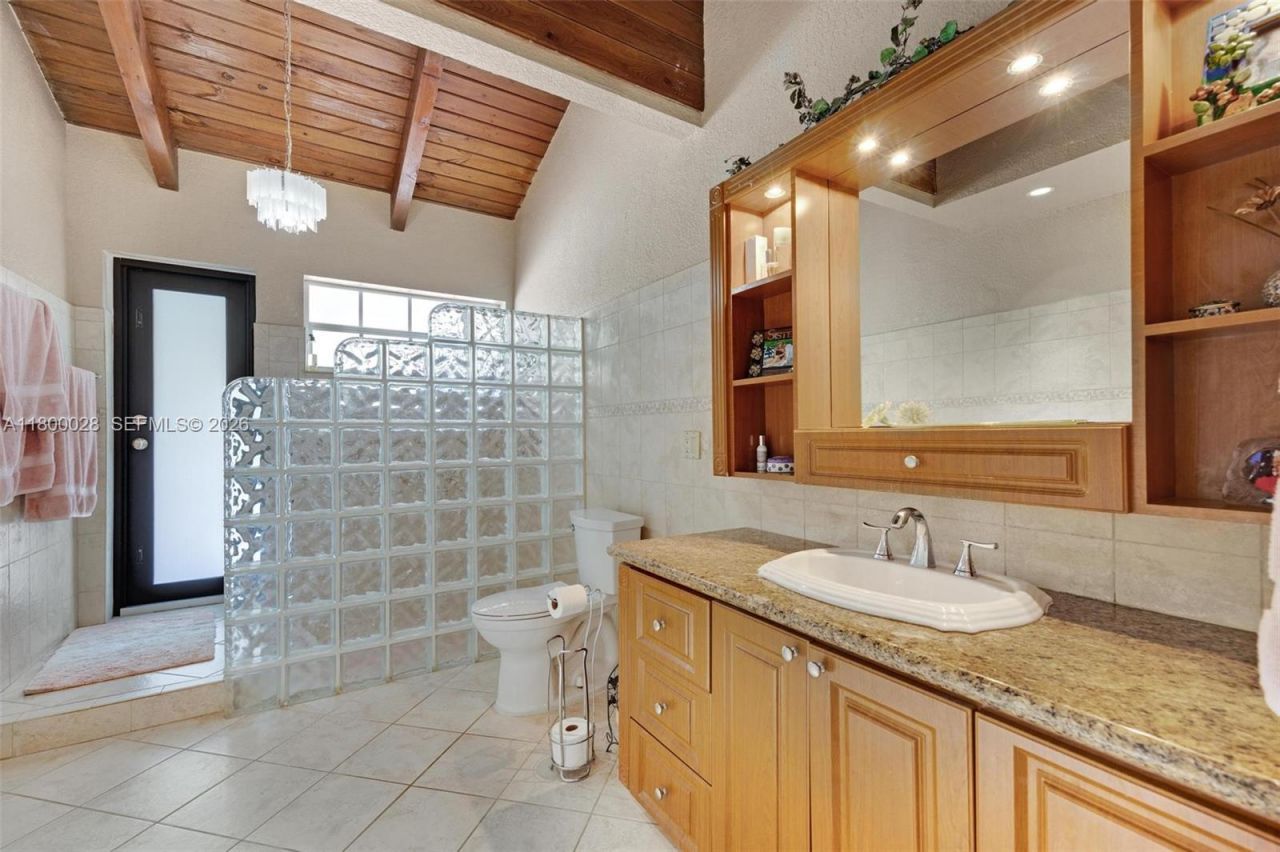 10241 SW 136th St, Miami, FL 33176 Photo