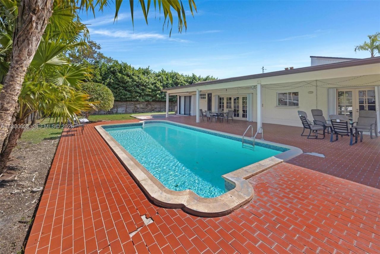 10241 SW 136th St, Miami, FL 33176 Photo