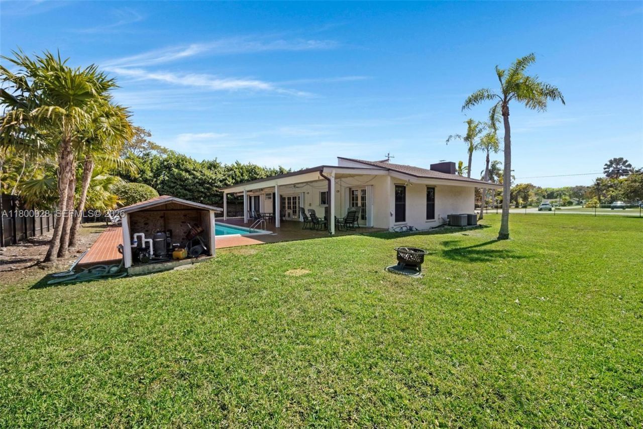 10241 SW 136th St, Miami, FL 33176 Photo