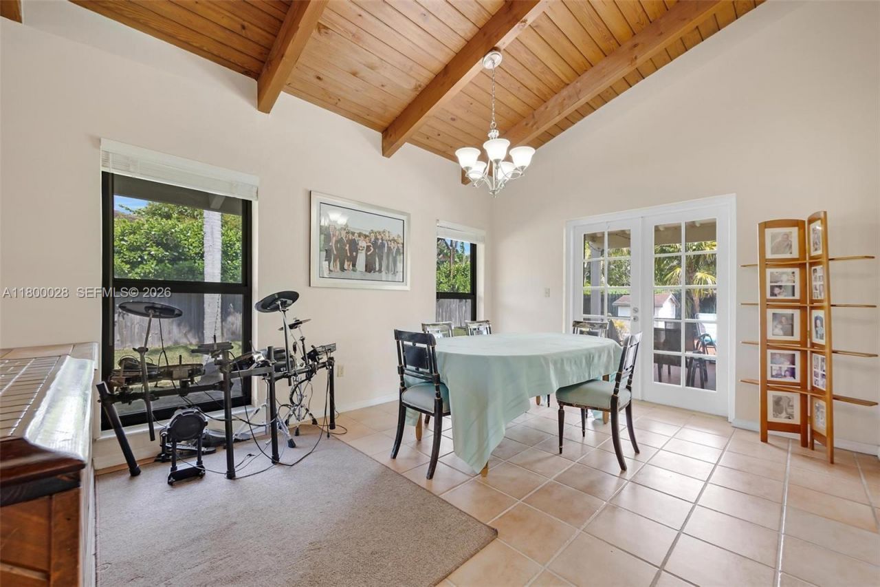 10241 SW 136th St, Miami, FL 33176 Photo