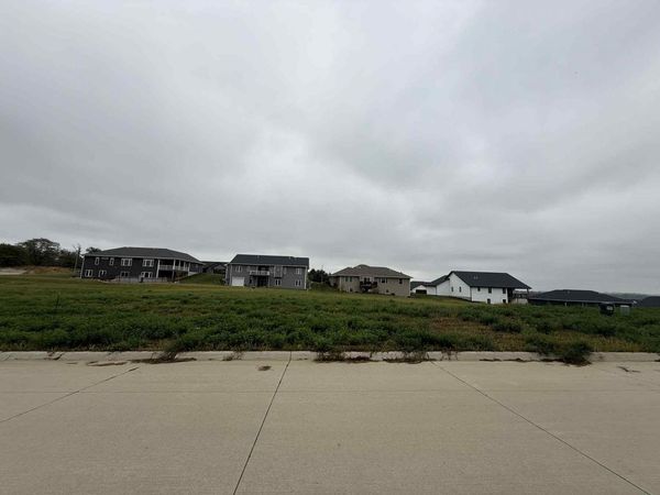 Lot 36 Sickle Lane, Dubuque, IA 52002