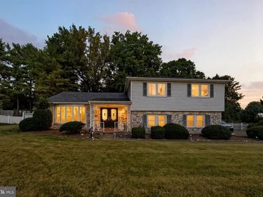 985 MILKWEED LANE, HUNTINGDON VALLEY, PA 19006