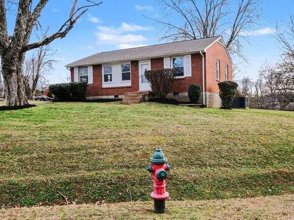 3027 Capps Drive, Nashville, TN 37207