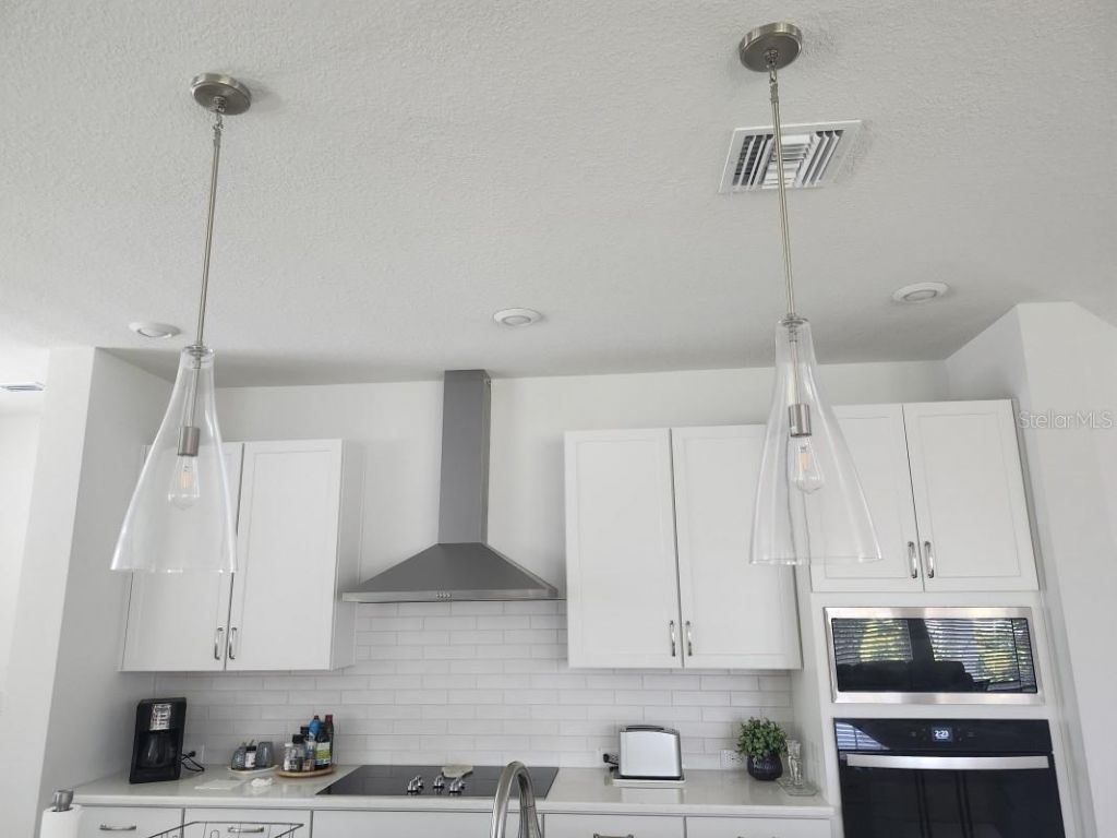 4810 Emerson Avenue S, Saint Petersburg, FL 33711 Photo