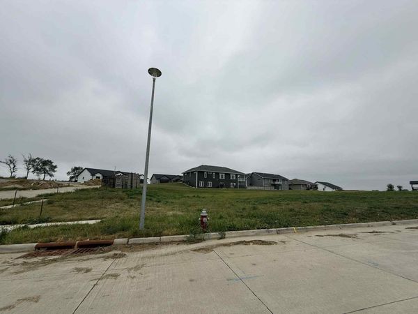 Lot 38 Sickle Lane, Dubuque, IA 52002