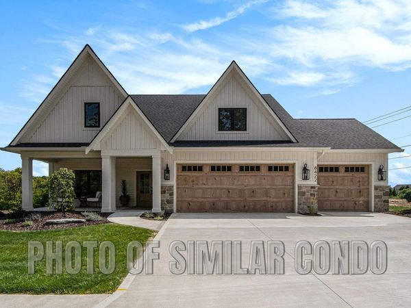 3406 Ravinewood Court, Unit 23, Jenison, MI 49428