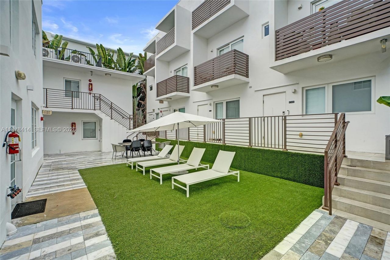 1610 Euclid Ave, Unit A109, Miami Beach, FL 33139 Photo